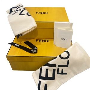 New authentic two shoes Fendi empty box with two dust bag and small logo ribbbo